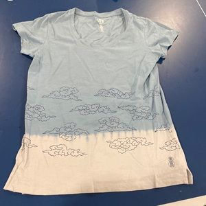 Beautiful Uniqlo shirt